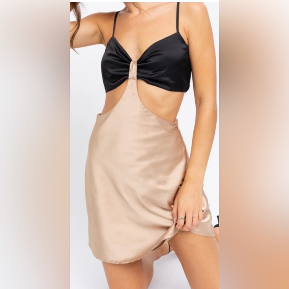 Etiquette NWT Super Sexy Color Block Cut out Cocktail or Club Dress Size M